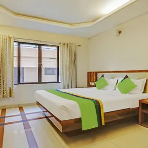 Treebo Trend Time Square Marine Drive Hotel Kochi